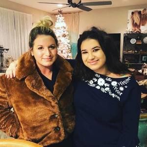 Meet your Posher, Shay